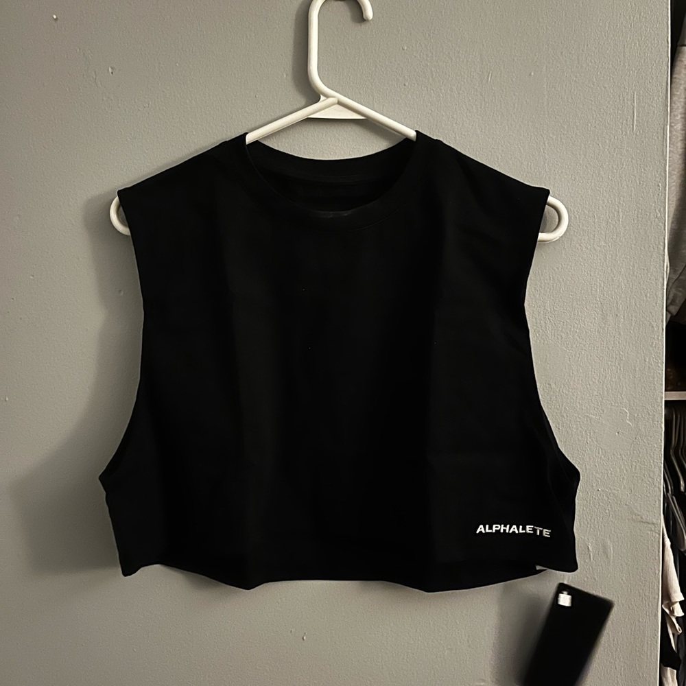 Cropped workout top
